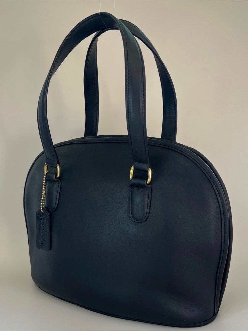 Vintage Coach Petite Pelham Zip 9959 Black Leather Bag

Made In USA 1994